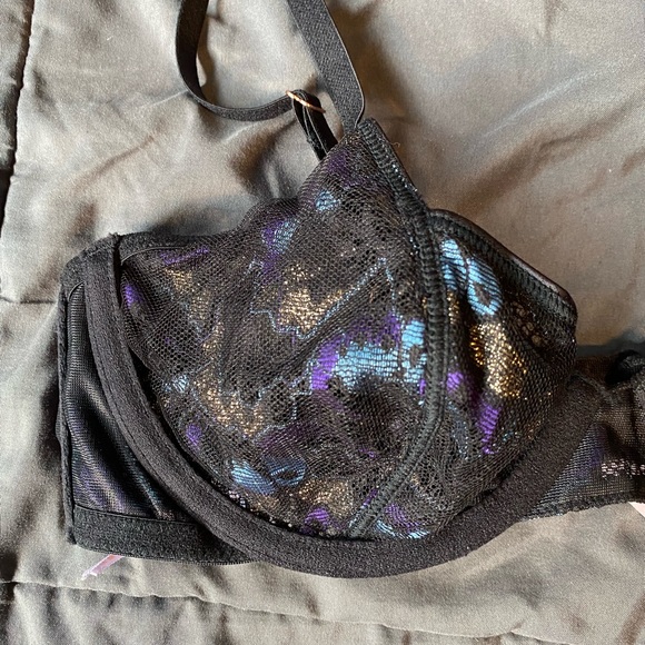 Colorful Savage Fenty black bra - Picture 6 of 7